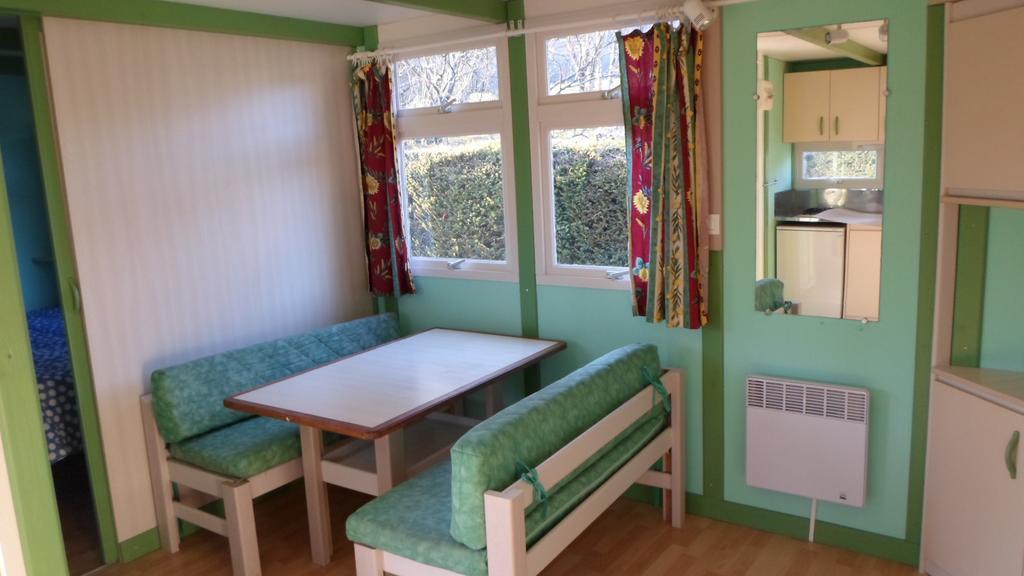 Camping Les Pinasses La Chapelle  Εξωτερικό φωτογραφία
